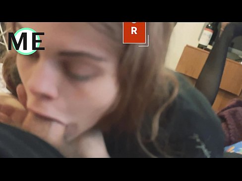 ❤️ Hrdlo vtáka, roztrhané pančuchy a roztrhané podpätky pekné stretnutie ️ Porno na nás ﹏