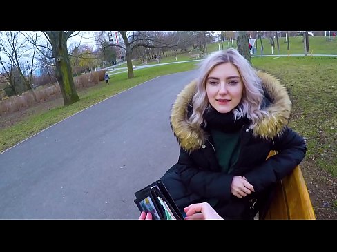❤️ Prehltne cudzincovo horúce semeno za peniaze - fajčenie v parku Eva Elfie ️ Porno na nás ﹏